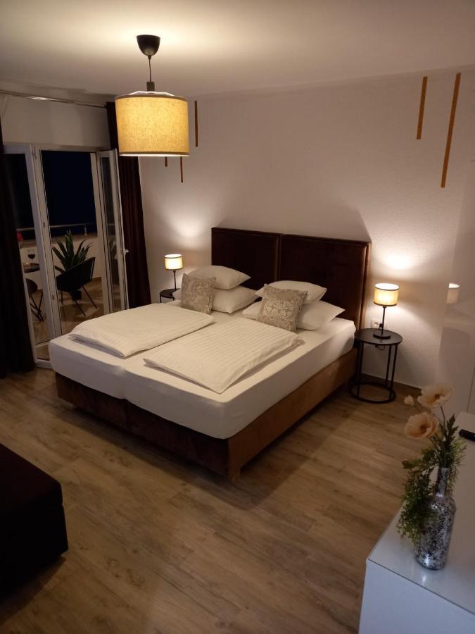 Garfild 1 Guest House Novi Vinodolski Eksteriør bilde